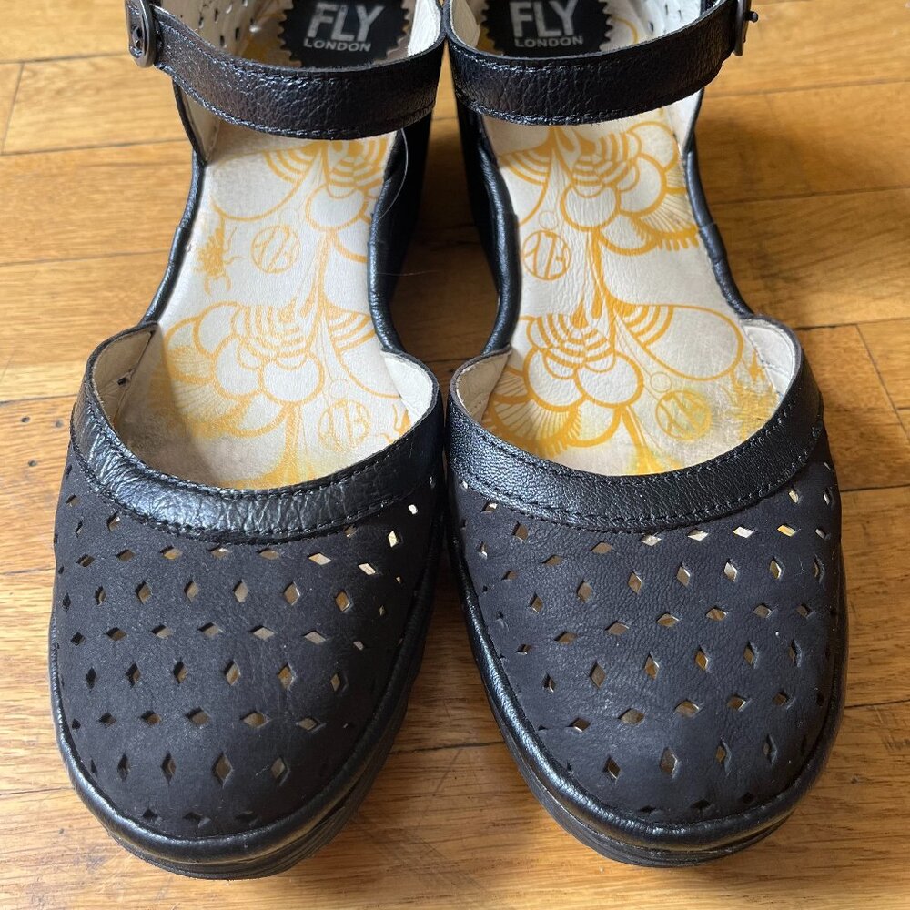 Fly London Cute & Comfy Mary Janes